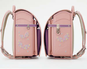 ランドセルのモチーフの画像