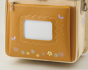 ランドセルのモチーフの画像