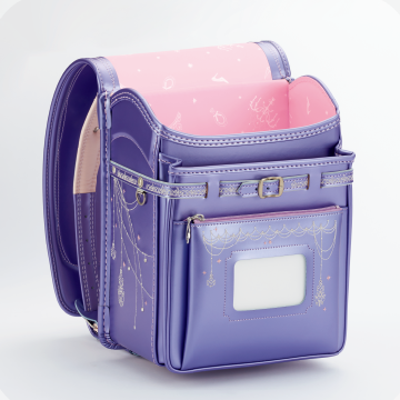 前から見たランドセルの画像