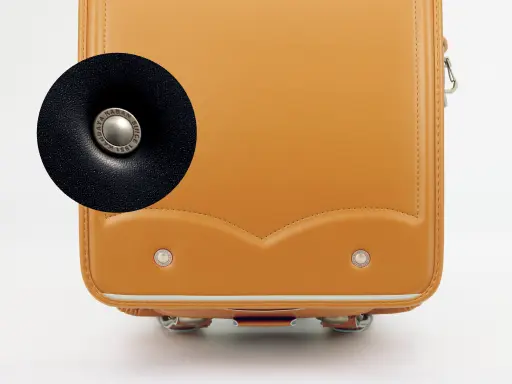 シルバーの金具写真